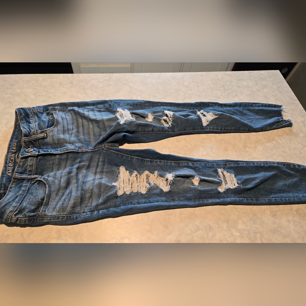 American Eagle Outfitters Women's Distressed Blue Skinny Jeans Next Level Stretc
